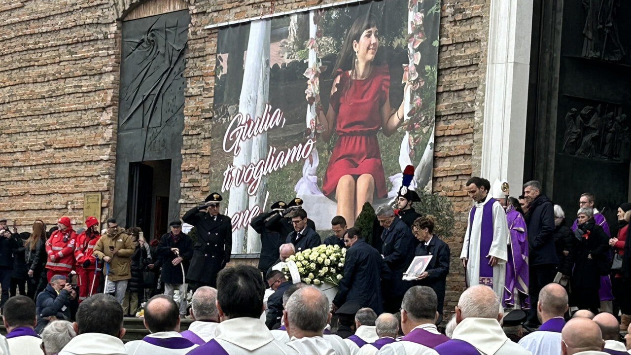 Ils ont également réussi à créer une polémique sur les funérailles de Giulia Cecchettin