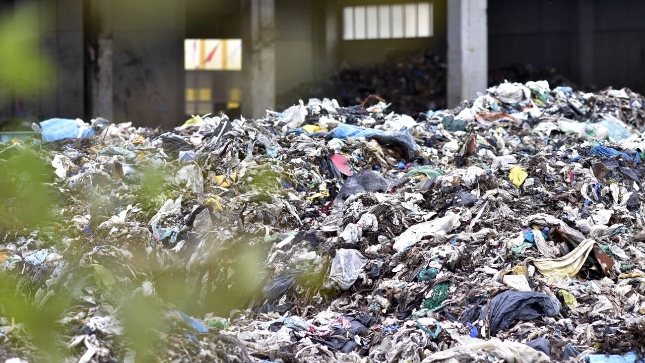 Nous payons chaque année plus de 80 millions d’euros d’amendes parce que le gouvernement ne respecte pas les lois de l’UE.