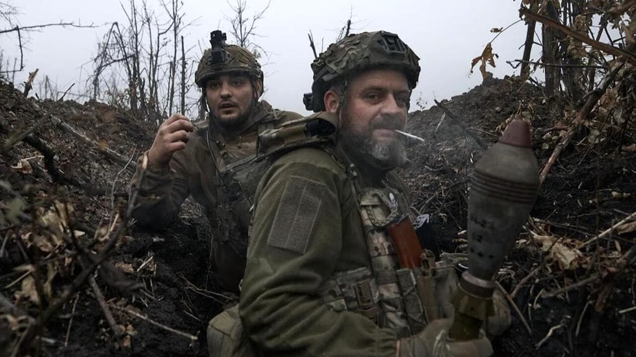 L'armée ukrainienne manque de soldats : « Les jeunes devraient s'enrôler, 40 % ont plus de 45 ans »