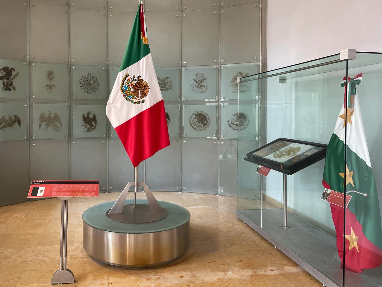 Le Musée du Drapeau et le Sanctuaire de la Patrie