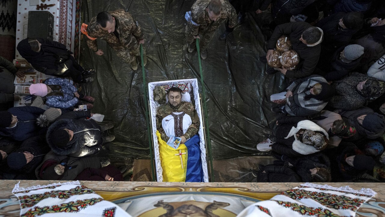 Les Ukrainiens sont prêts à payer 5 000 dollars pour quitter le pays et éviter la conscription