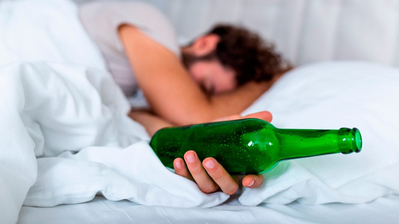 alcol sonno etanolo dormire