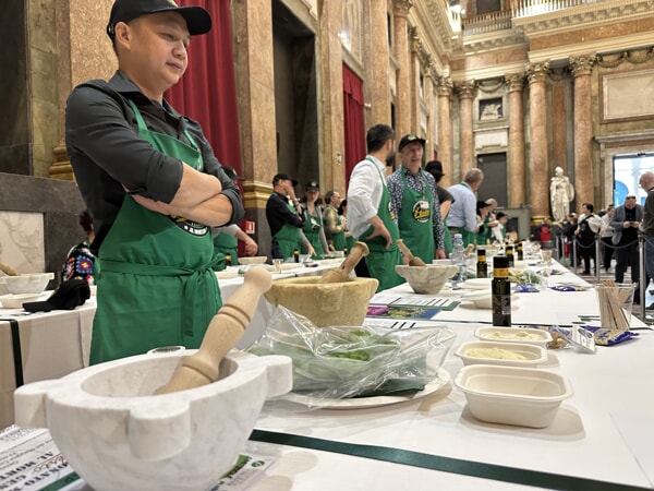 Championnat du Monde de Pesto Génois au Mortier - les stations