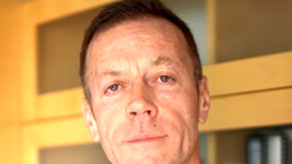 Pourquoi Rocco Siffredi s'appelle ainsi, l'origine du nom de scène de Rocco Tano