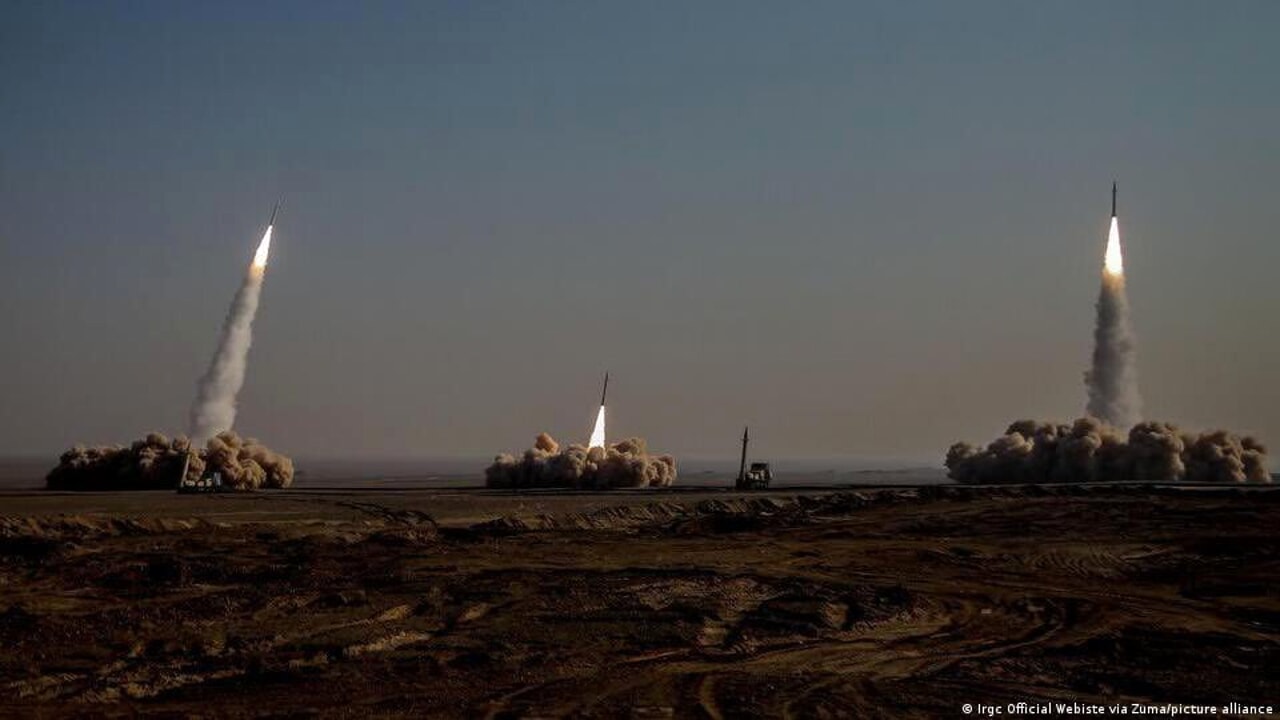 Pouvons-nous nous défendre contre des essaims de drones et de missiles comme Israël ?  Pas exactement