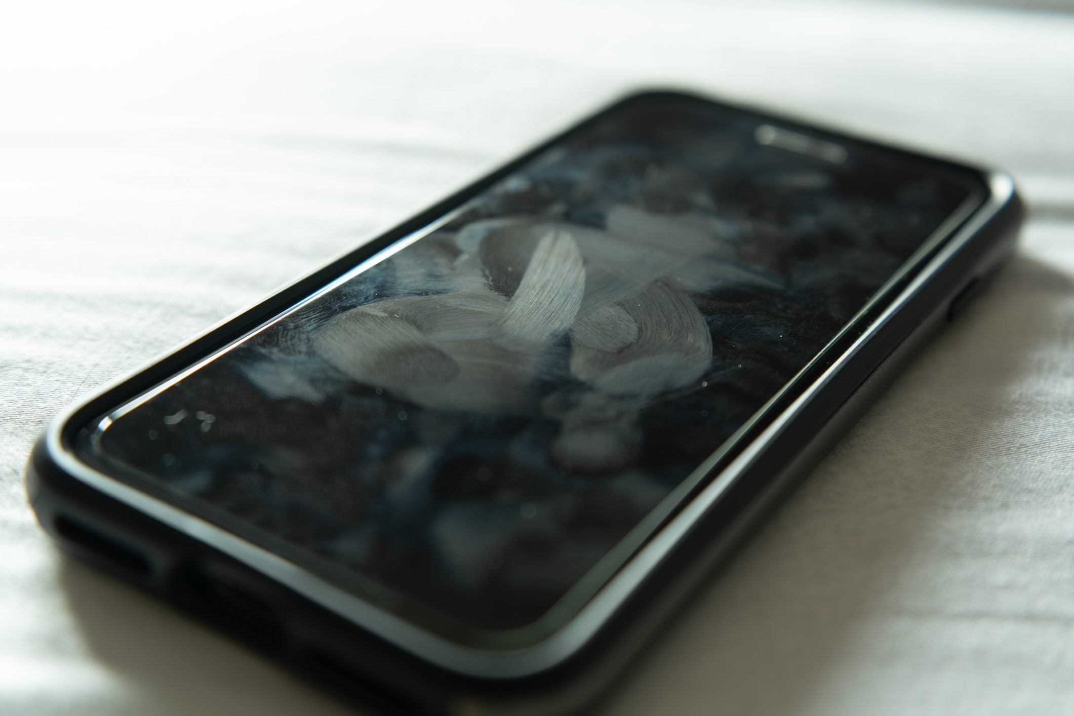 perche il telefono ha le ditate