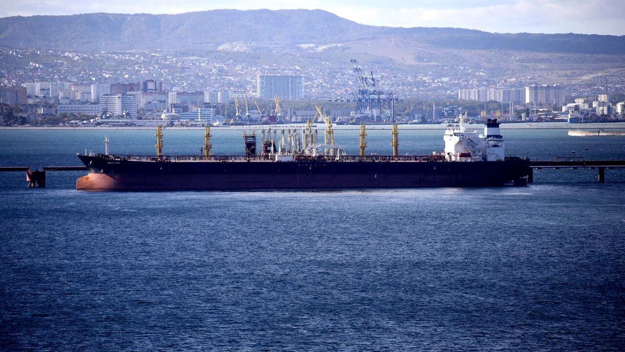La Russie continue donc de vendre du pétrole à l’Europe, grâce à la Turquie
