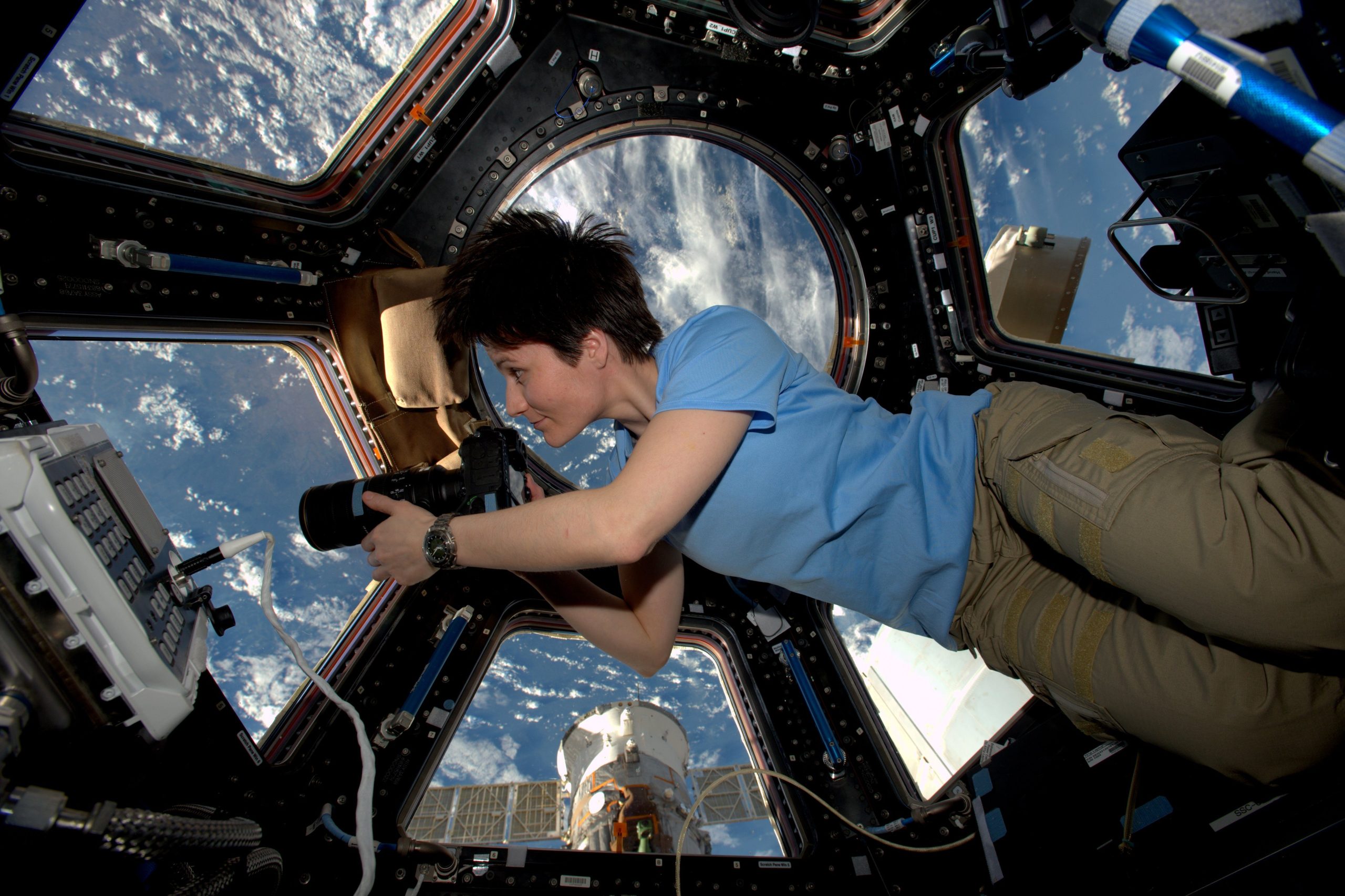Samantha Cristoforetti assenza di gravità assenza peso