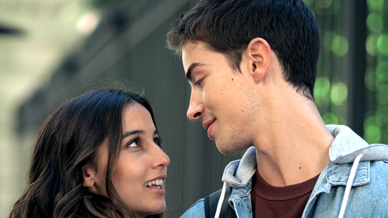 L'âge de la colère : la série avec Manu Rios d'Elite sur l'acceptation de son orientation sexuelle sur RaiPlay