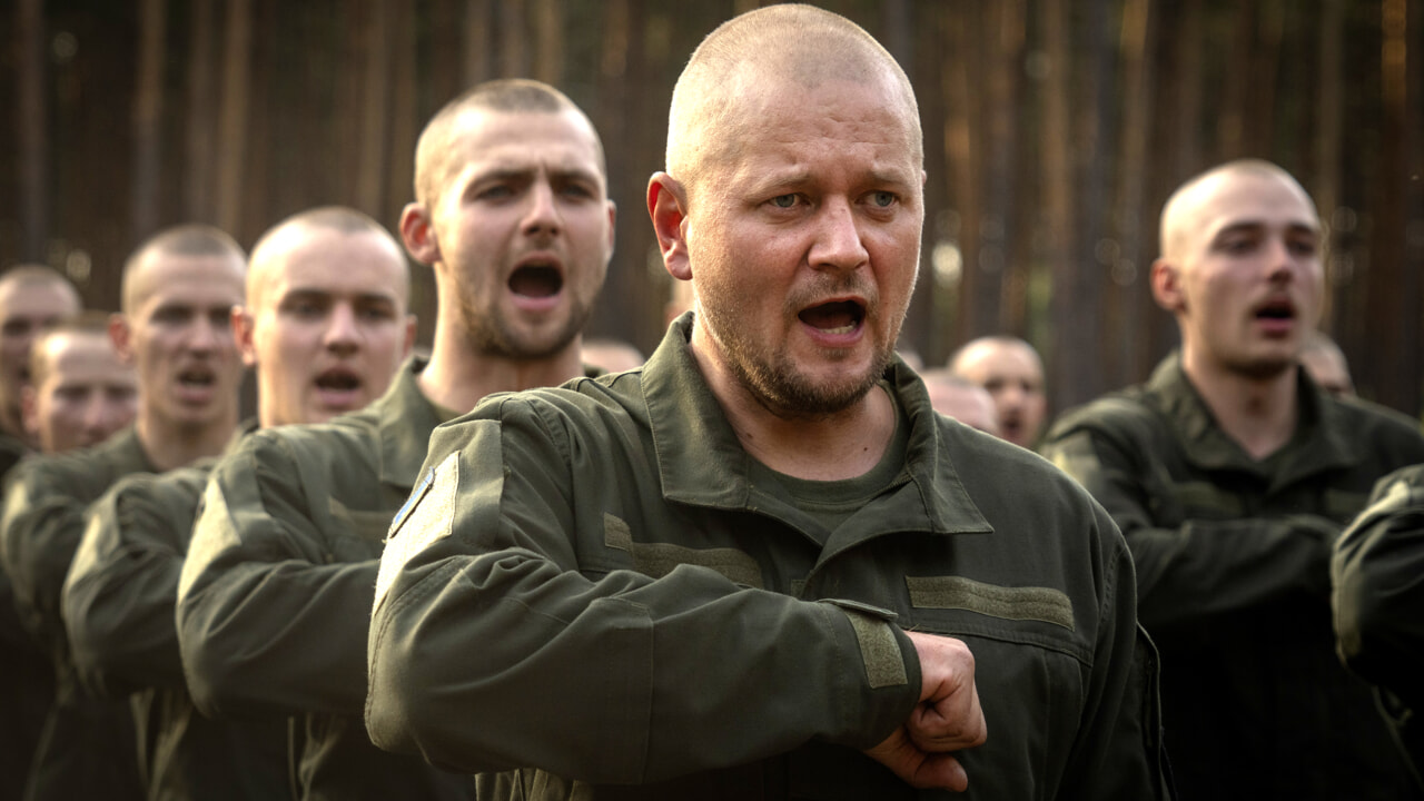 Si la Russie avance, "l'OTAN envisage d'envoyer des soldats en Ukraine"