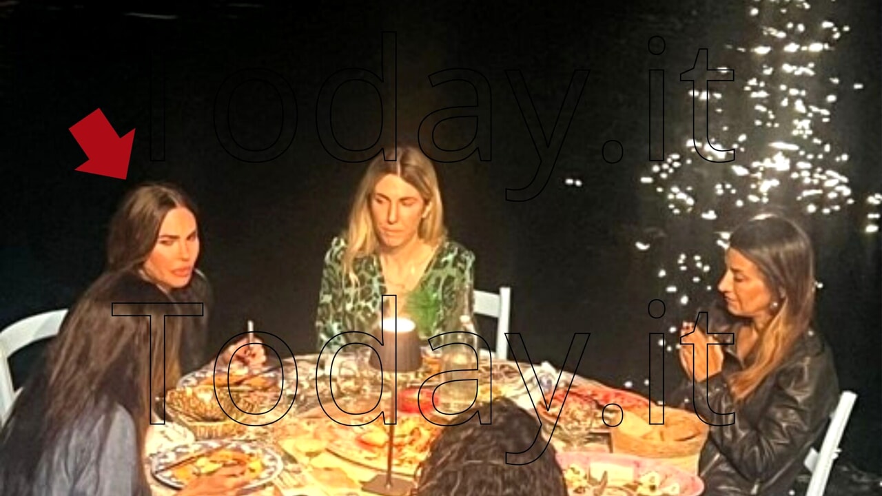 Ilary Blasi tourne Unica 2, deuxième tour contre Totti : tournage à Ponza (exclusif)