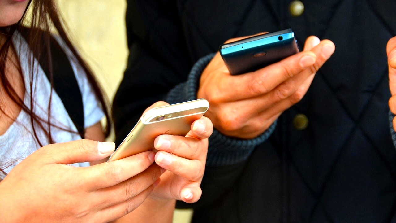 Ainsi la police pourra lire nos messages Whatsapp (grâce à l'intelligence artificielle)