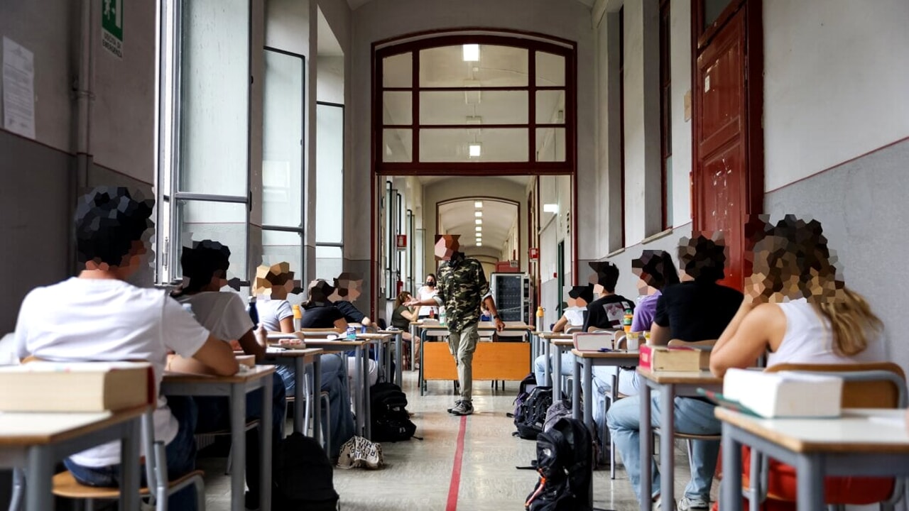 La liste des filles « trophées » : des coupables admises à l'examen d'(im)maturité