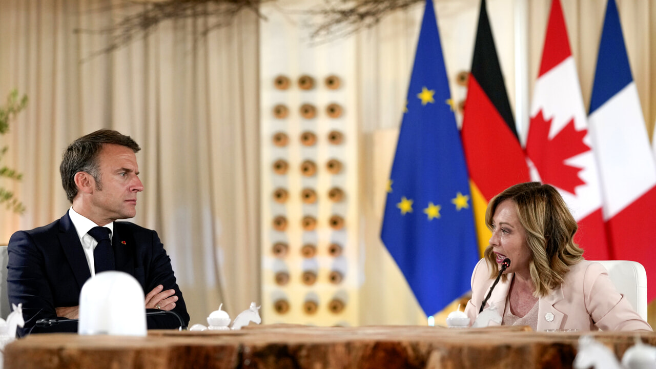 Macron perd également du terrain en Europe.  Et Meloni a désormais plus de députés