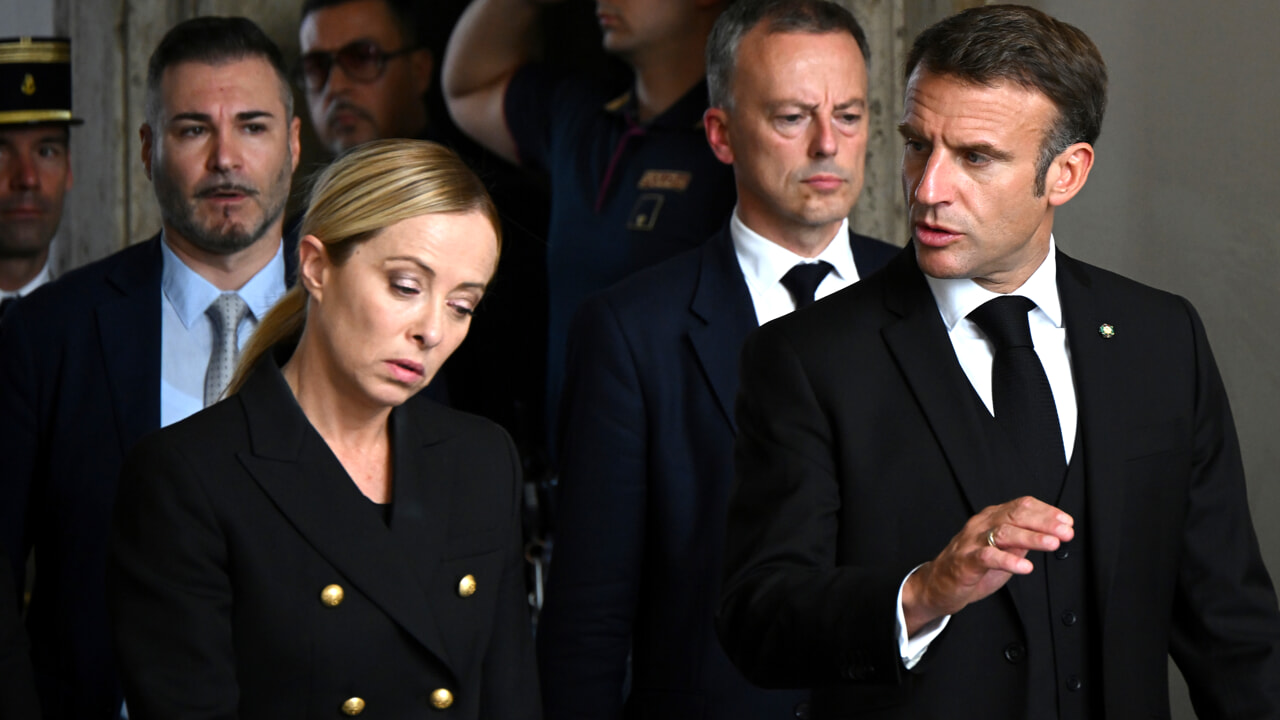Match Italie-France sur la vice-présidence de l'UE : Meloni et Macron veulent gérer "l'agenda de Draghi"