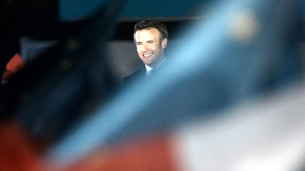 "Moi ou le chaos", la stratégie de Macron qui lui coûte les élections