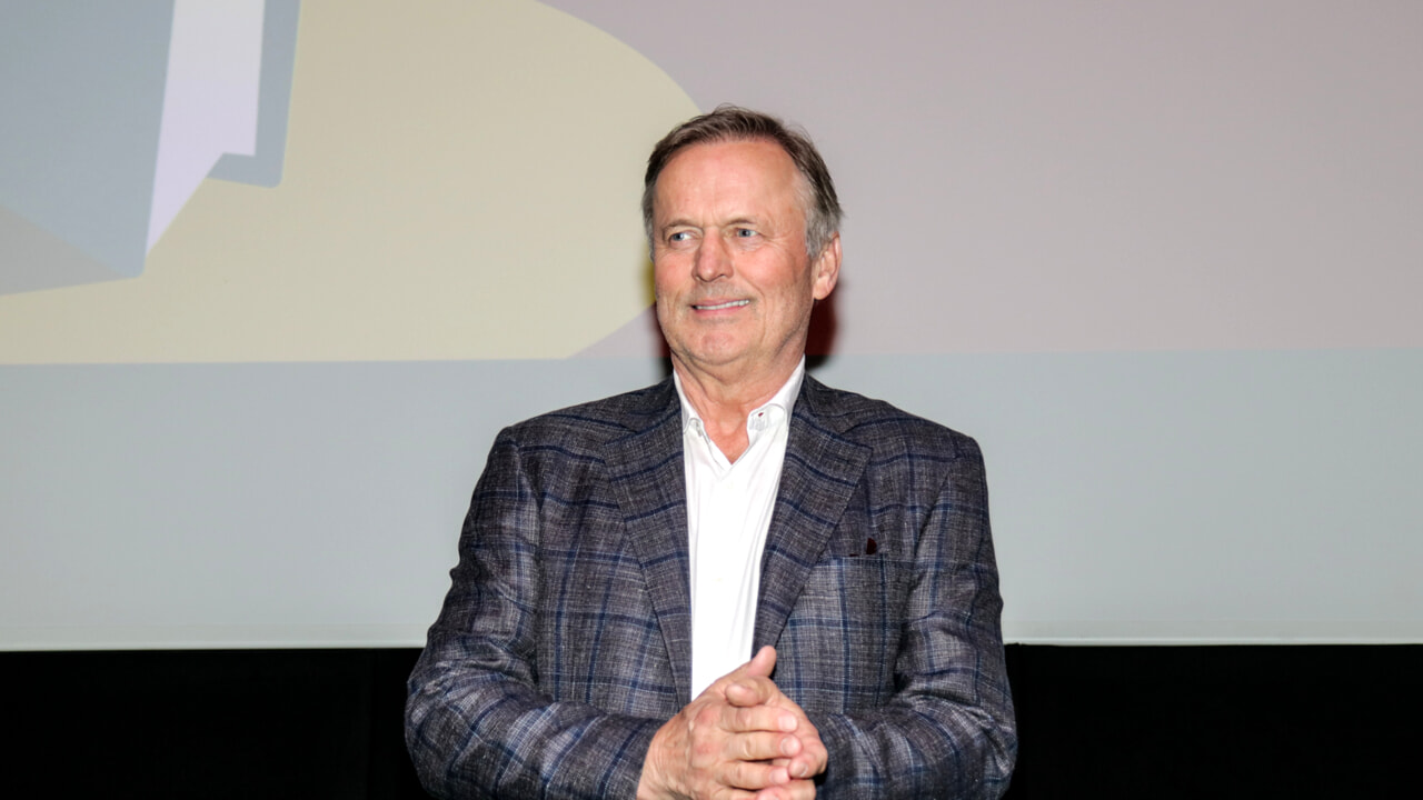 Nouveau roman pour John Grisham : le roi du crime judiciaire en librairie avec 'Ghosts of the Island'