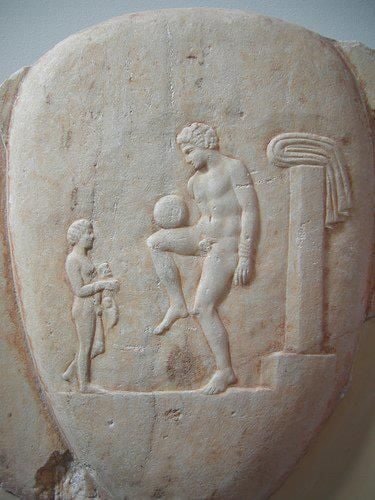 joueurs de football de la Grèce antique