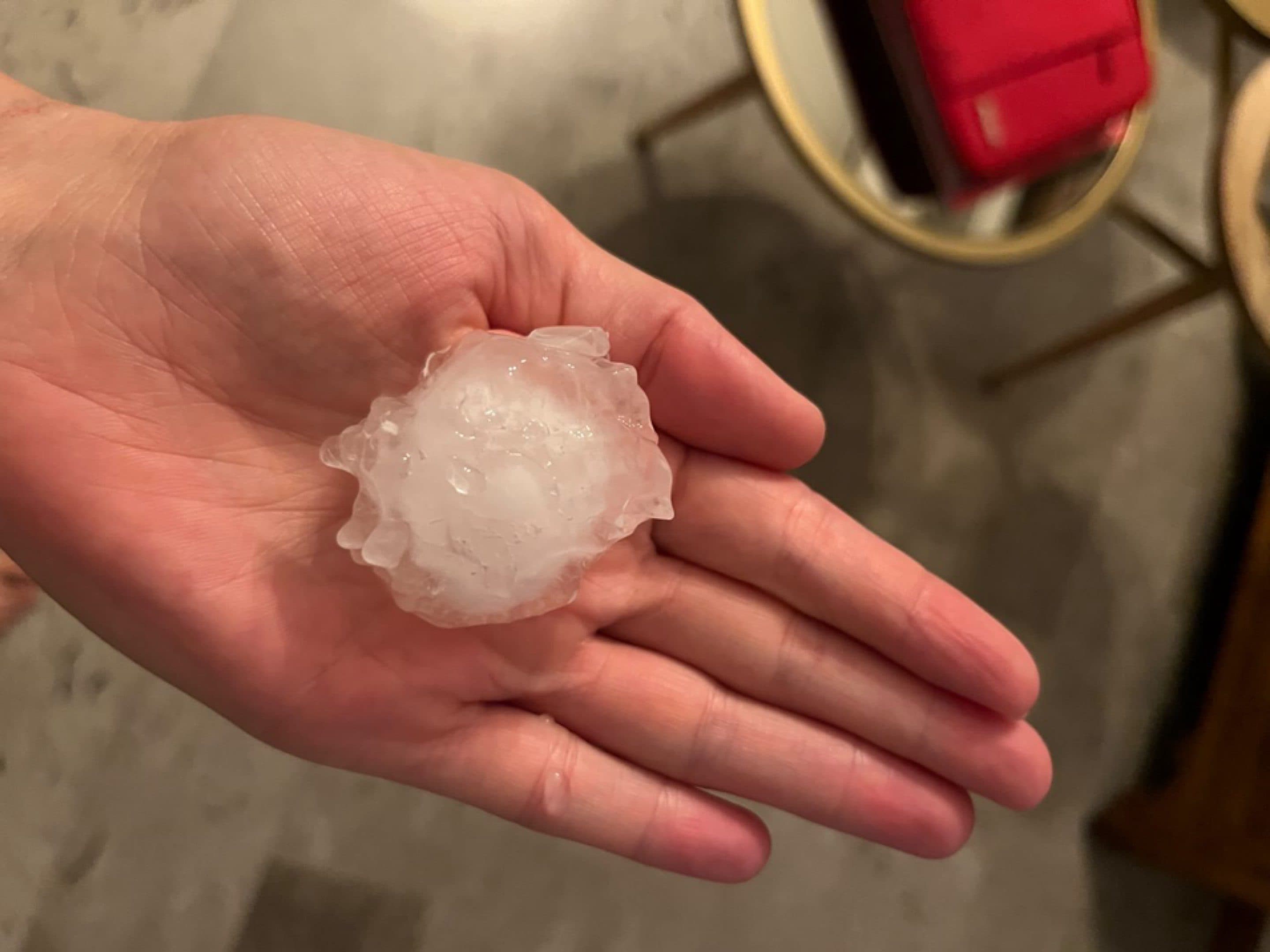 Je vous salue Milan le 12 juillet