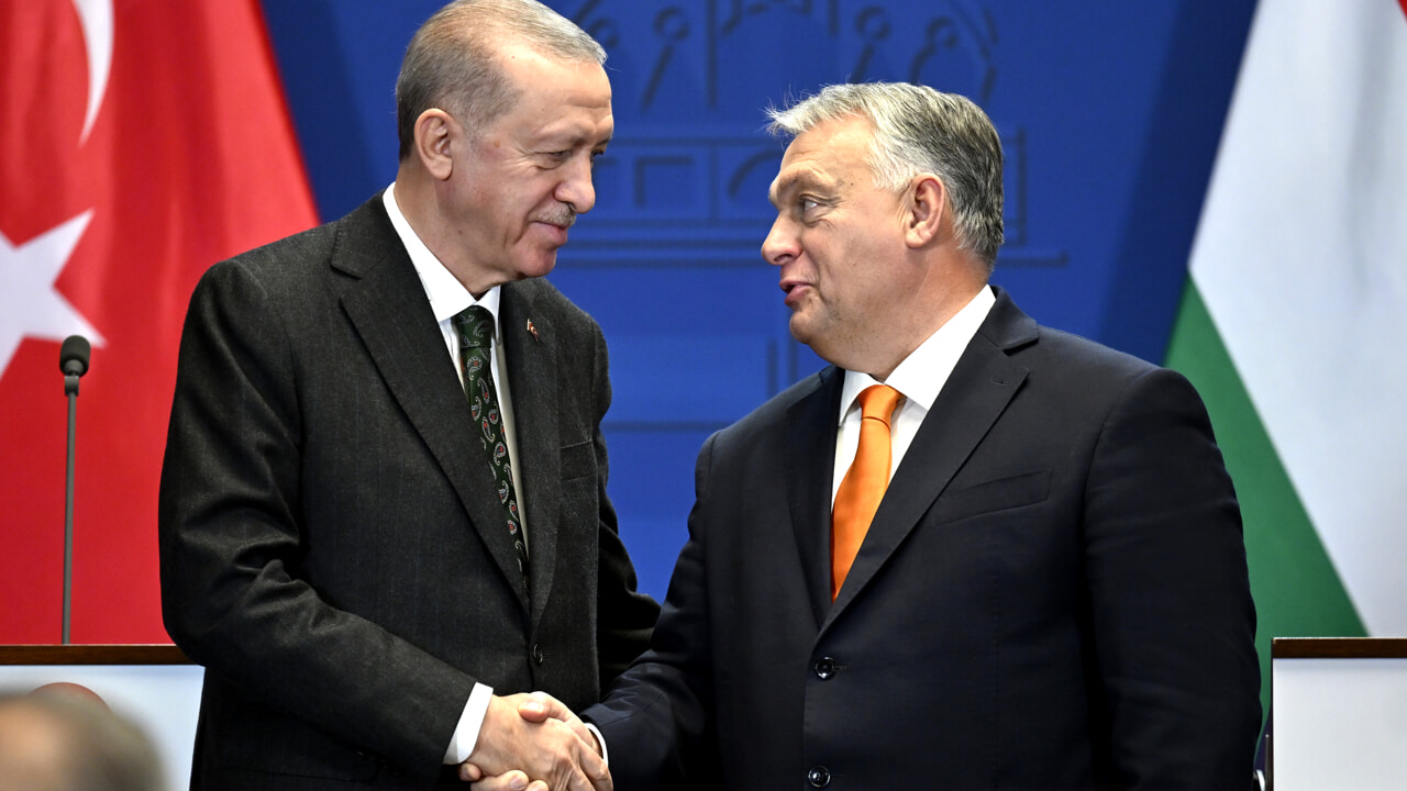 La Turquie veut rejoindre l'UE.  Et il demande l'aide d'Orban