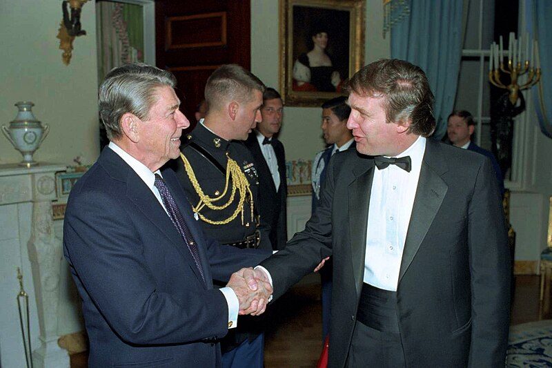 Trump avec Reagan en 1987