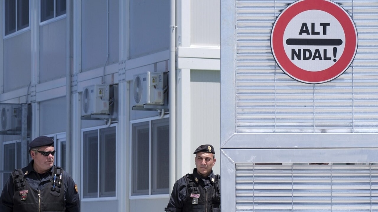 Les centres de migrants en Albanie sont un gaspillage d’argent inutile (et nuisible)