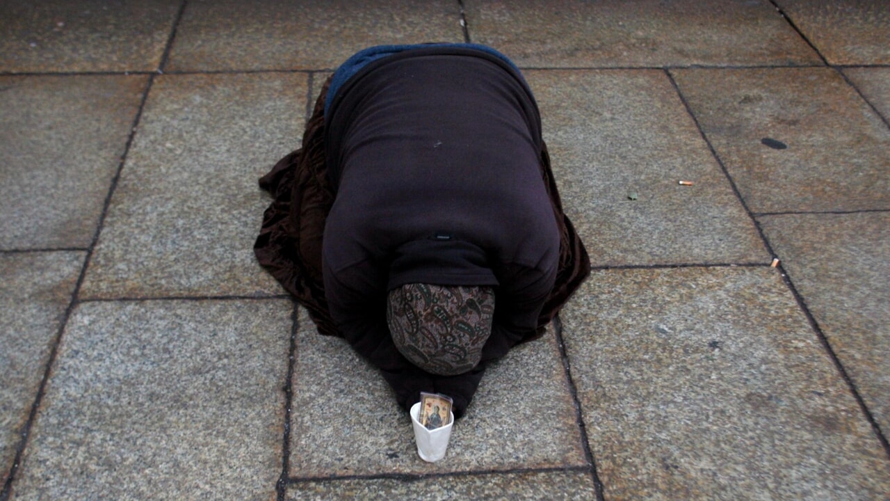 Le pays qui veut « bannir la pauvreté » en interdisant la mendicité