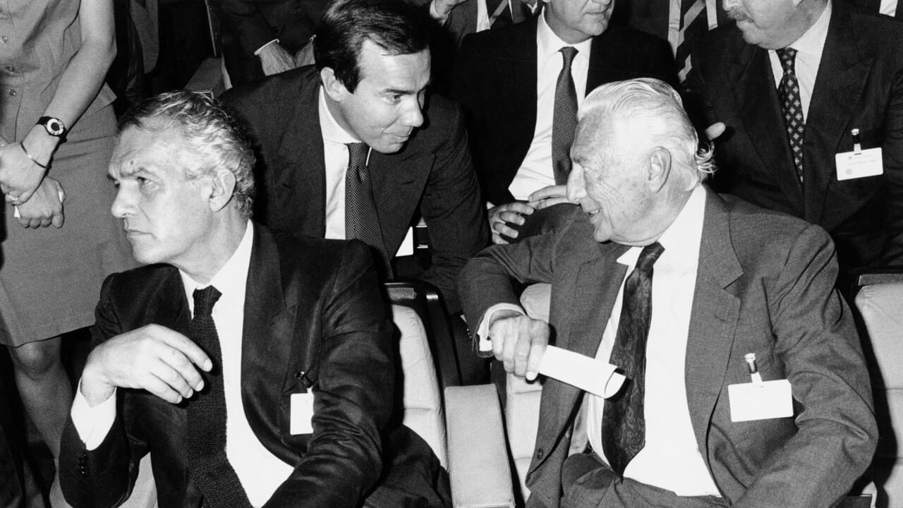 Je vais vous donner une idée pour la prochaine fiction Rai