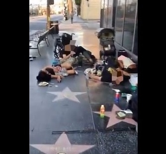 Fentanyl sur le Walk of Fame de Los Angeles - X