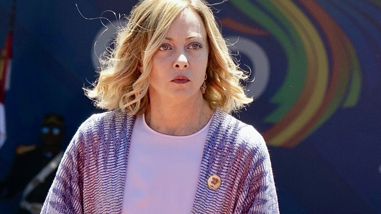 Le cadeau de Meloni aux anti-vaccins, une insulte aux personnes respectables et des milliers de morts