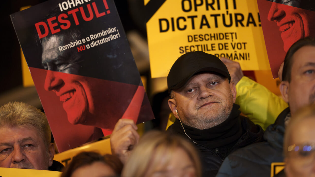 Une coalition gouvernementale pro-européenne se forme en Roumanie