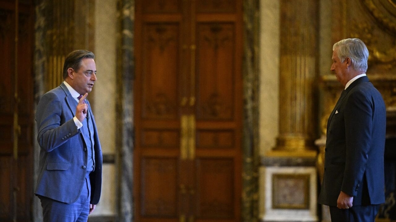 La Belgique a tourné à droite: l'allié de Meloni (la moitié) sera le nouveau premier ministre
