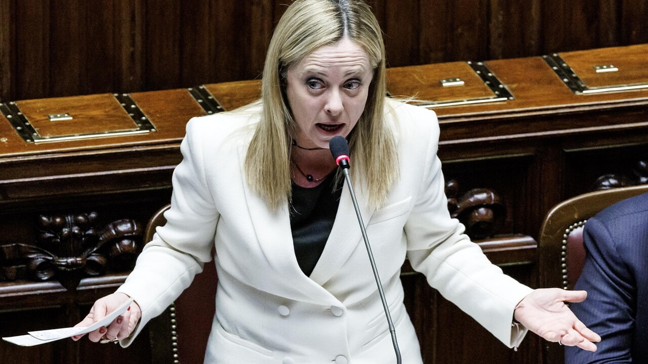 Cher président Meloni, avez-vous déjà lu la Bible à la place?