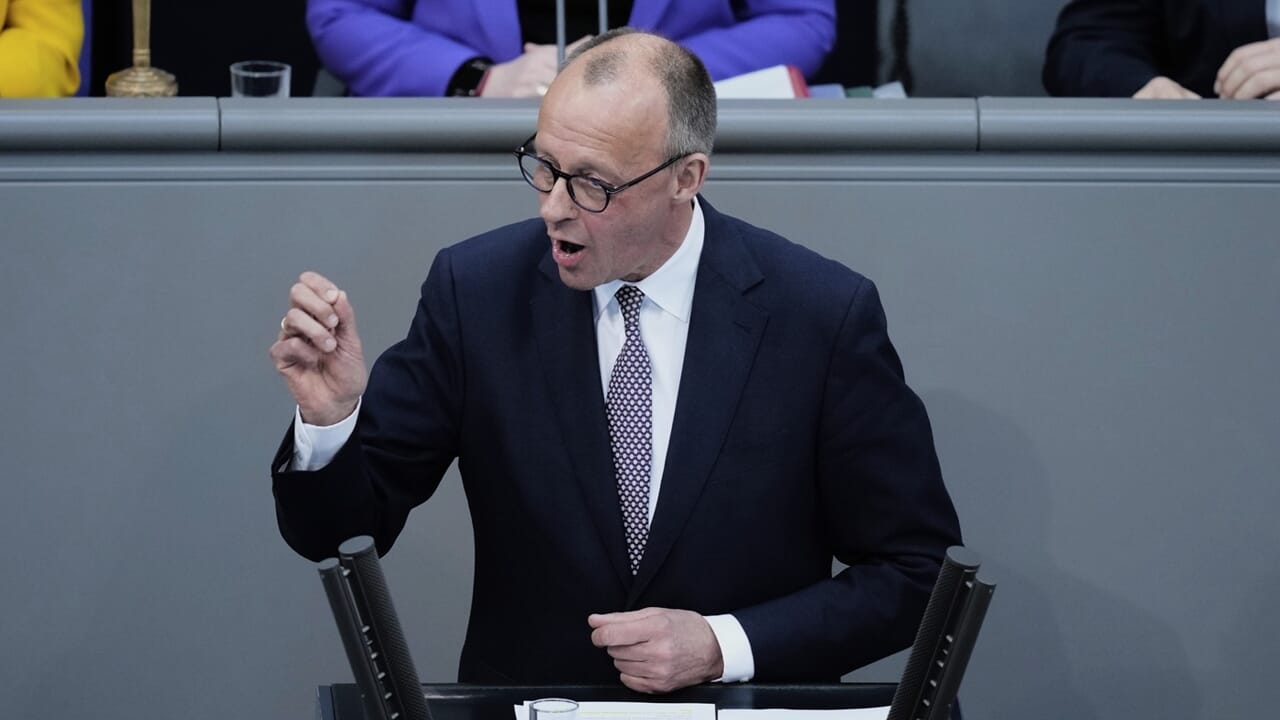 L'Allemagne change la Constitution: oui à l'impôt Bazooka pour financer les dépenses militaires