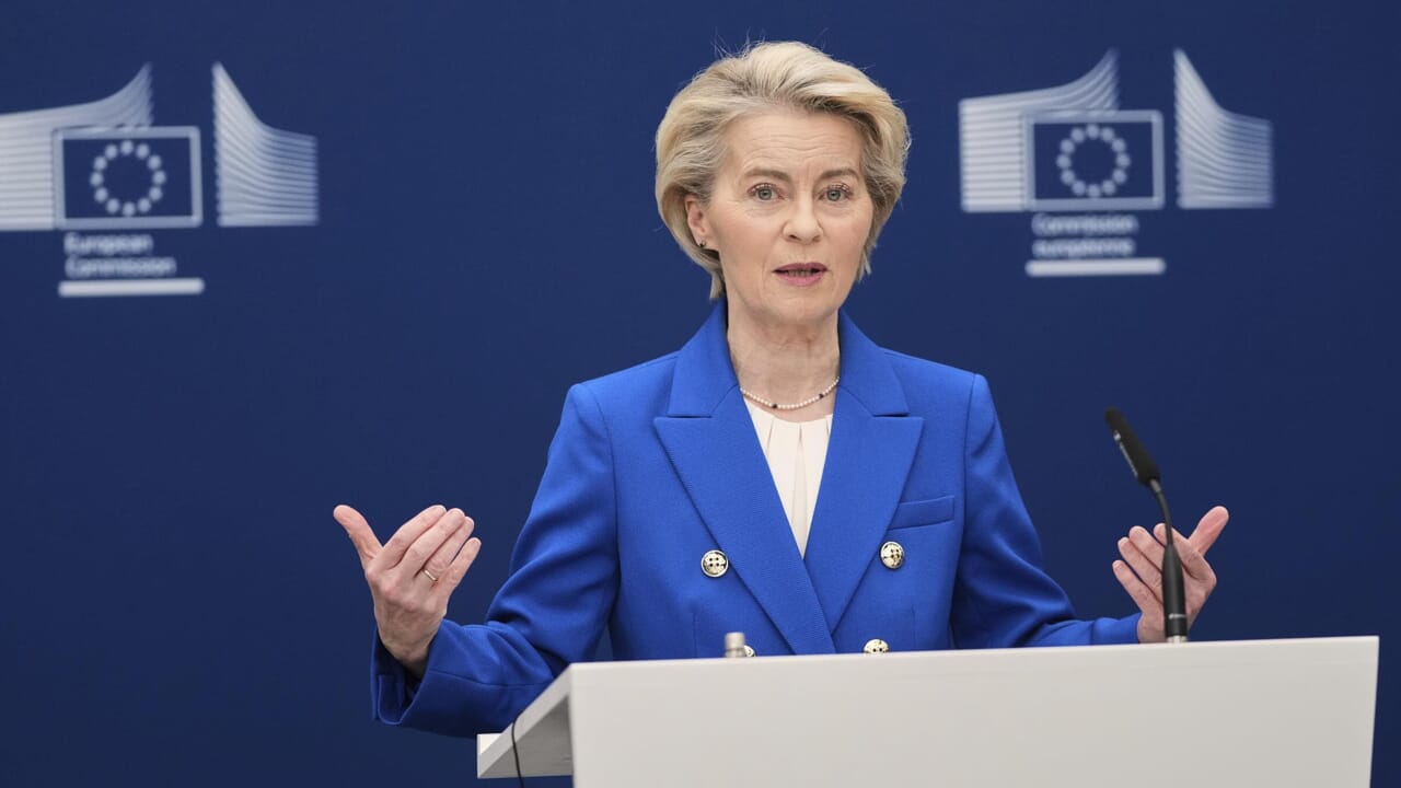 L'Europe de Von der Leyen redémarre du réarmement: "Nous n'excluons rien, pas même des subventions pour la défense"