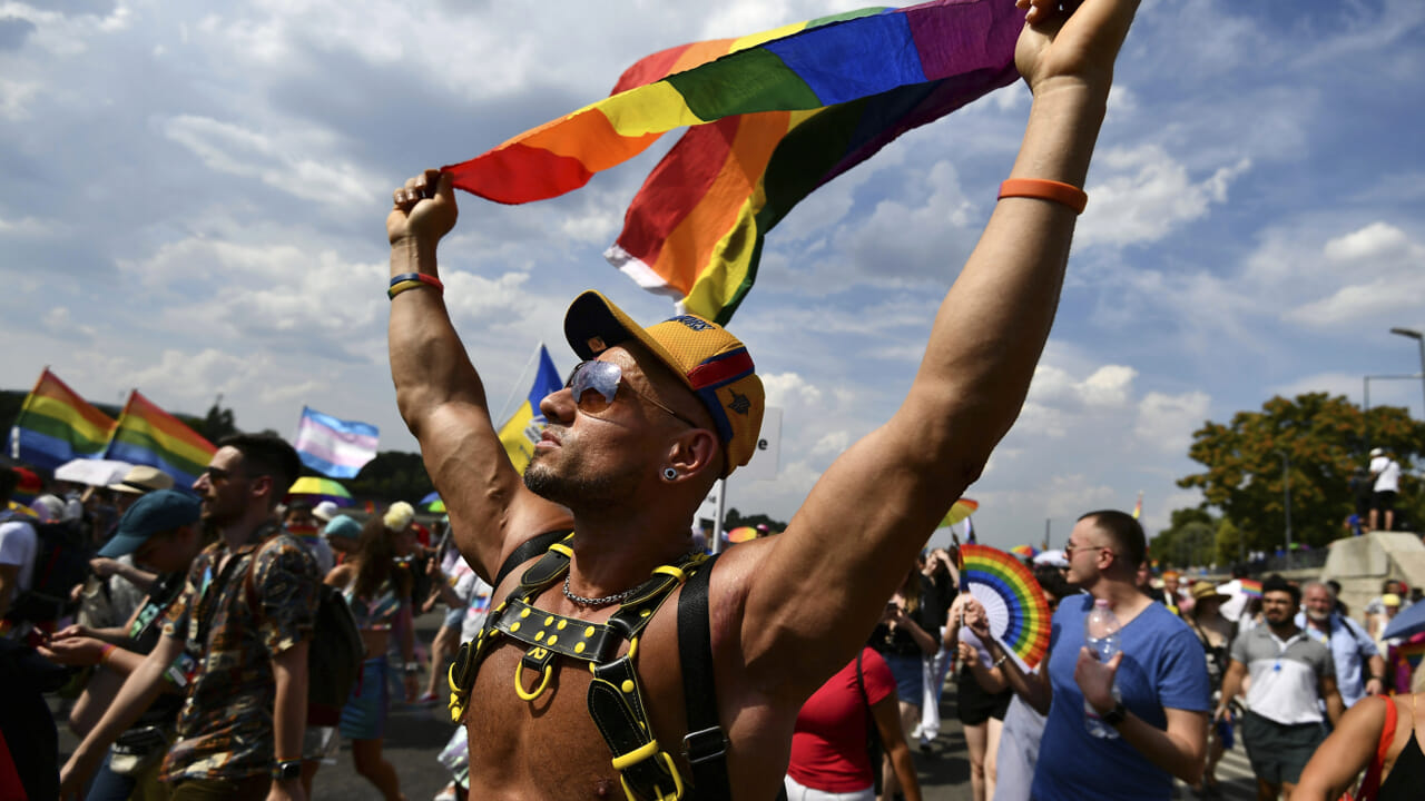 Adieu à la fierté gay en Hongrie: reconnaissance faciale et amendes de 500 euros pour ceux qui participent