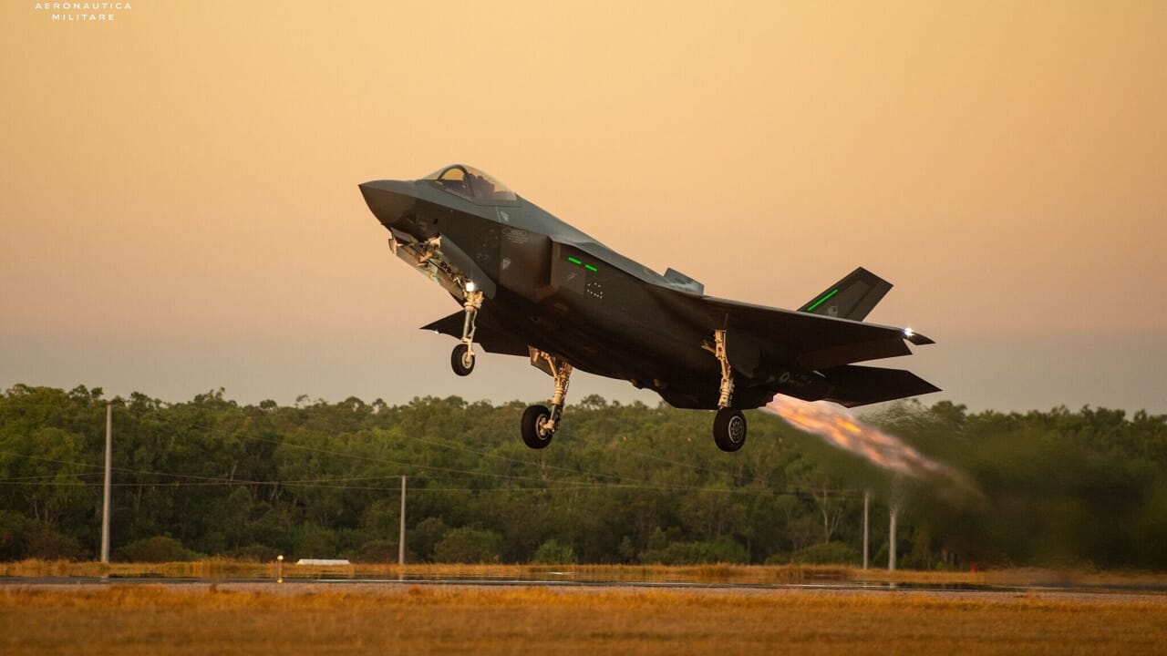 La Belgique nous achète toujours un jet F35: mais ils seront construits en Italie