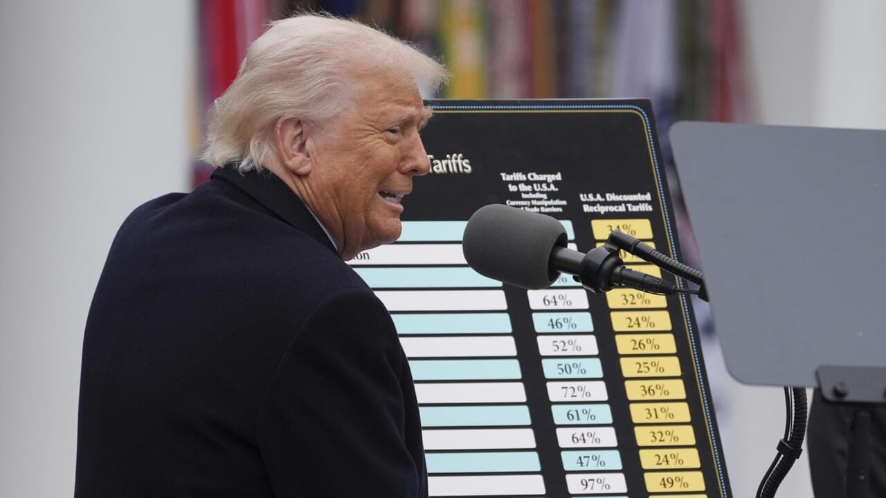 Pas de sec de Washington à l'Union européenne: "Aucune coupe aux tâches sur les voitures et l'industrie"