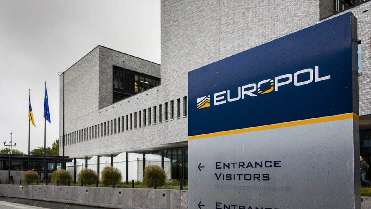 Plus de pouvoirs et personnels à l'Europe pour lutter contre le crime organisé