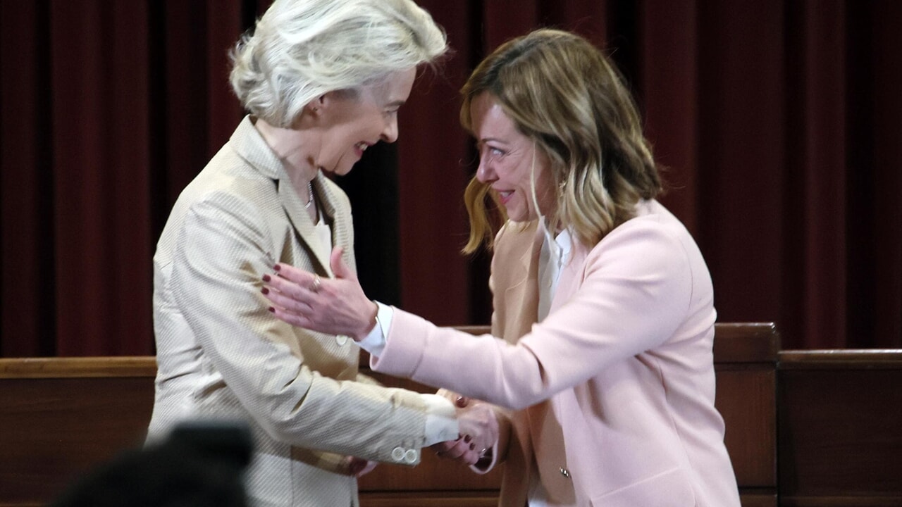 Ursula von der Leyen Téléphones Giorgia Meloni: une réunion avec Trump prévu pour