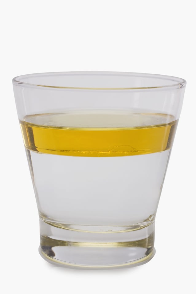 Huile d'eau de densité différente