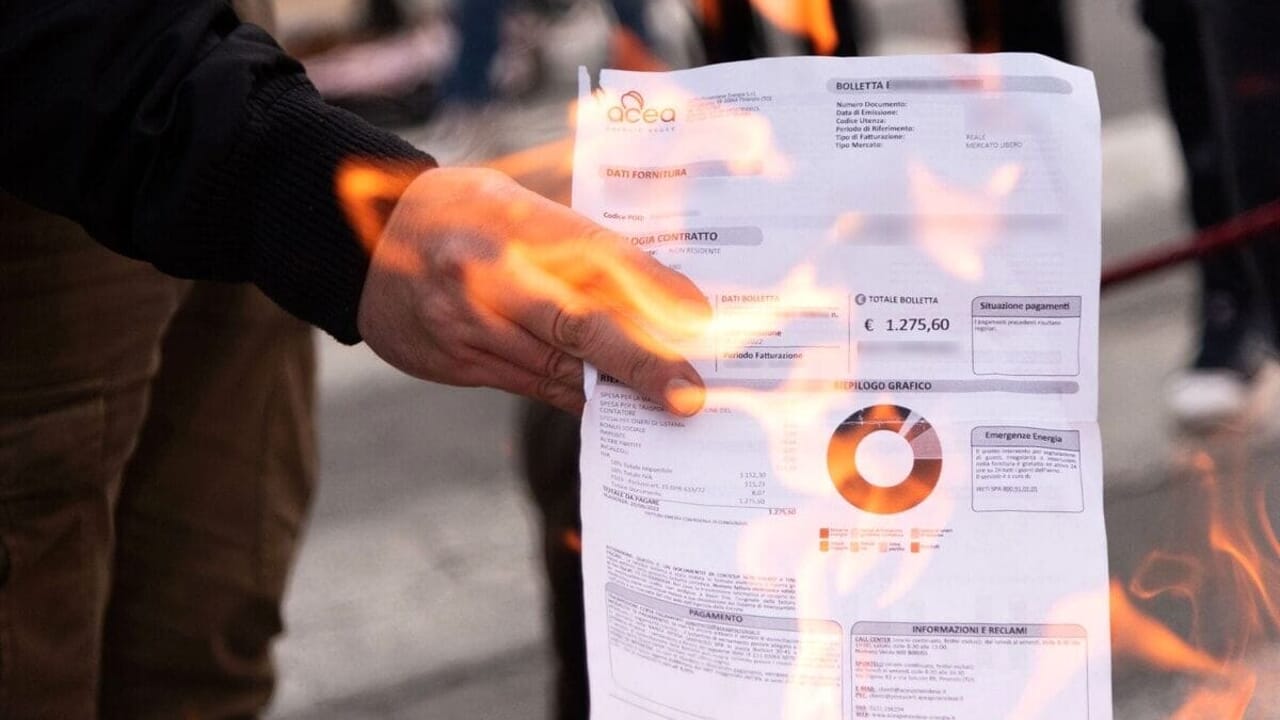 Ont-ils gonflé les prix des factures? Le contrôleur ne peut donc pas contrôler le "jungle"
