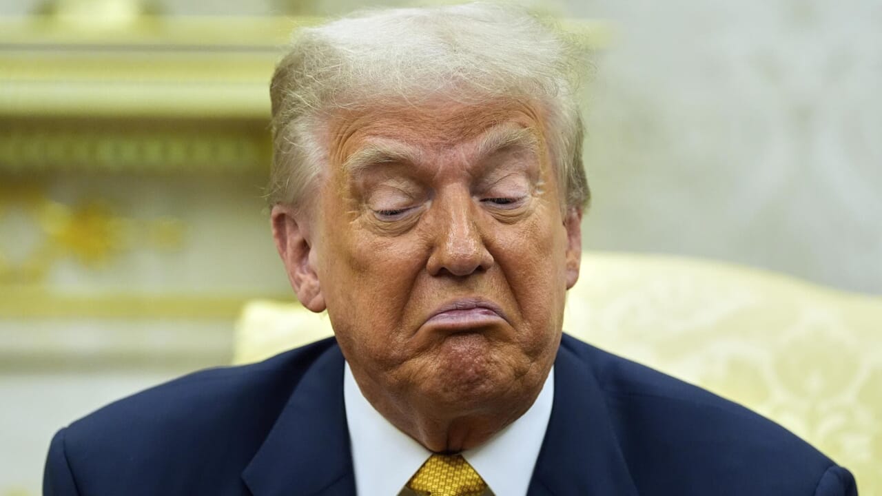 Les devoirs, la Maison Blanche et la Commission de l'UE se battent déjà après l'accord Trump-Von Der Leyen: les textes sont différents