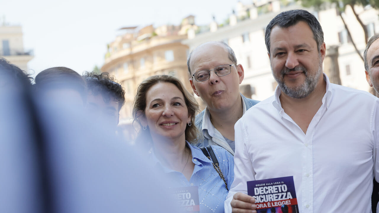 N'oublions pas le décret de sécurité, un élément de droit qui décède