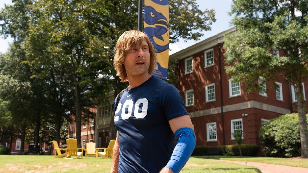 Chad Powers, sur Disney + The Series with Glen Powell Protagonist: l'intrigue et quand il sort