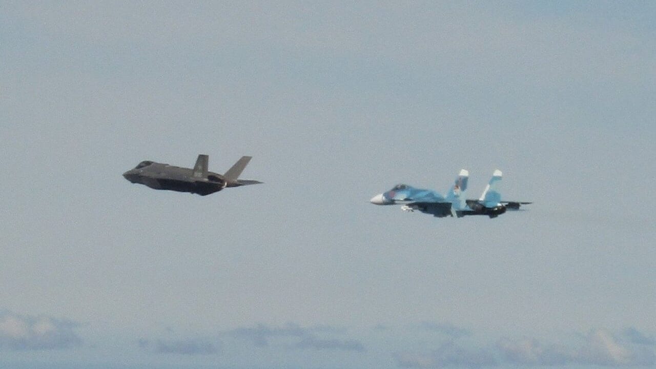 Deux Jets russes interceptés par Italien F35: "Statut d'alerte rapide 24 heures par jour"