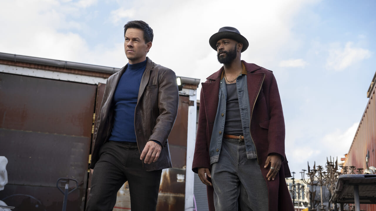 Jouez à Dirty - Triple Game: bande-annonce, intrigue et date de sortie du film Thriller avec Mark Wahlberg