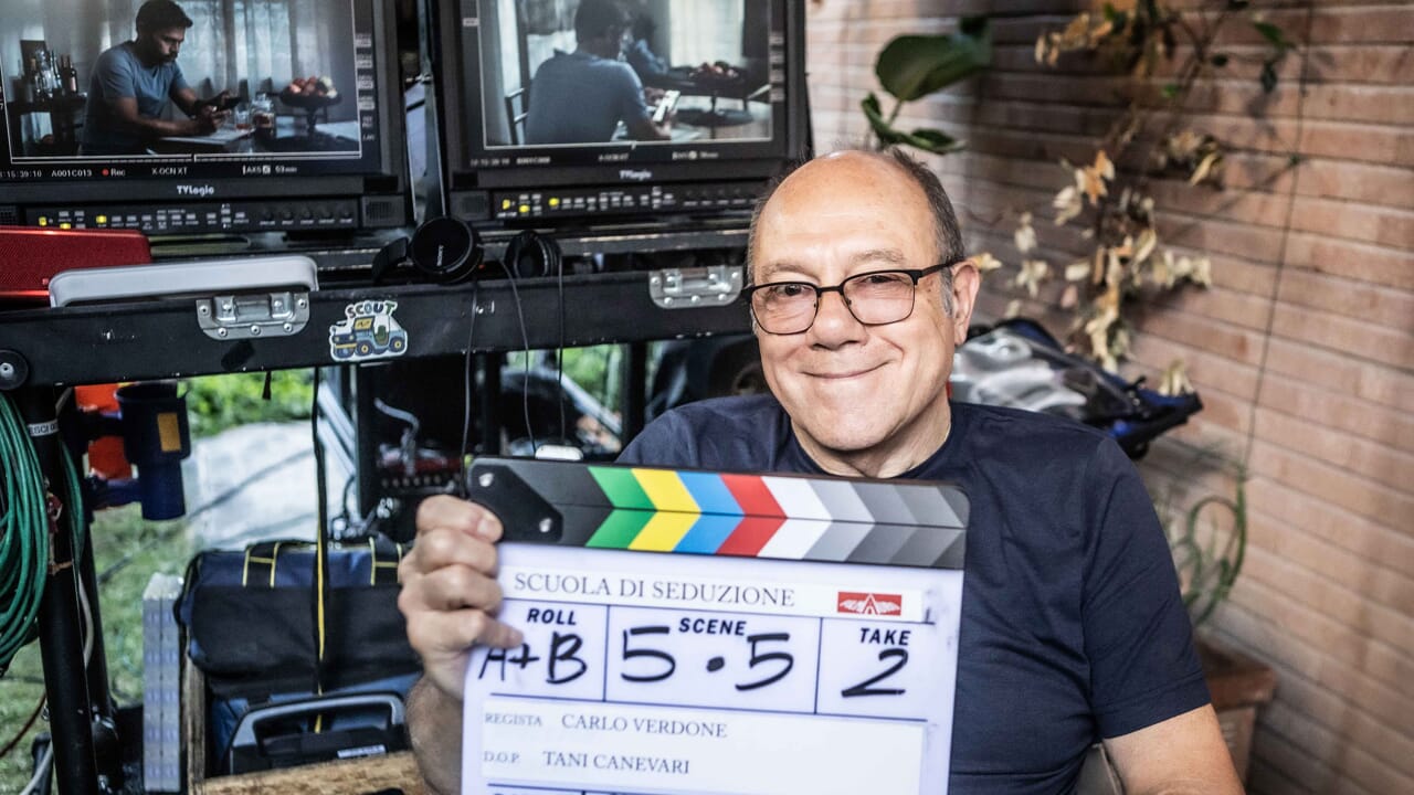 École de séduction: le tournage du nouveau film de bande dessinée par (et avec) Carlo Verdone est en cours