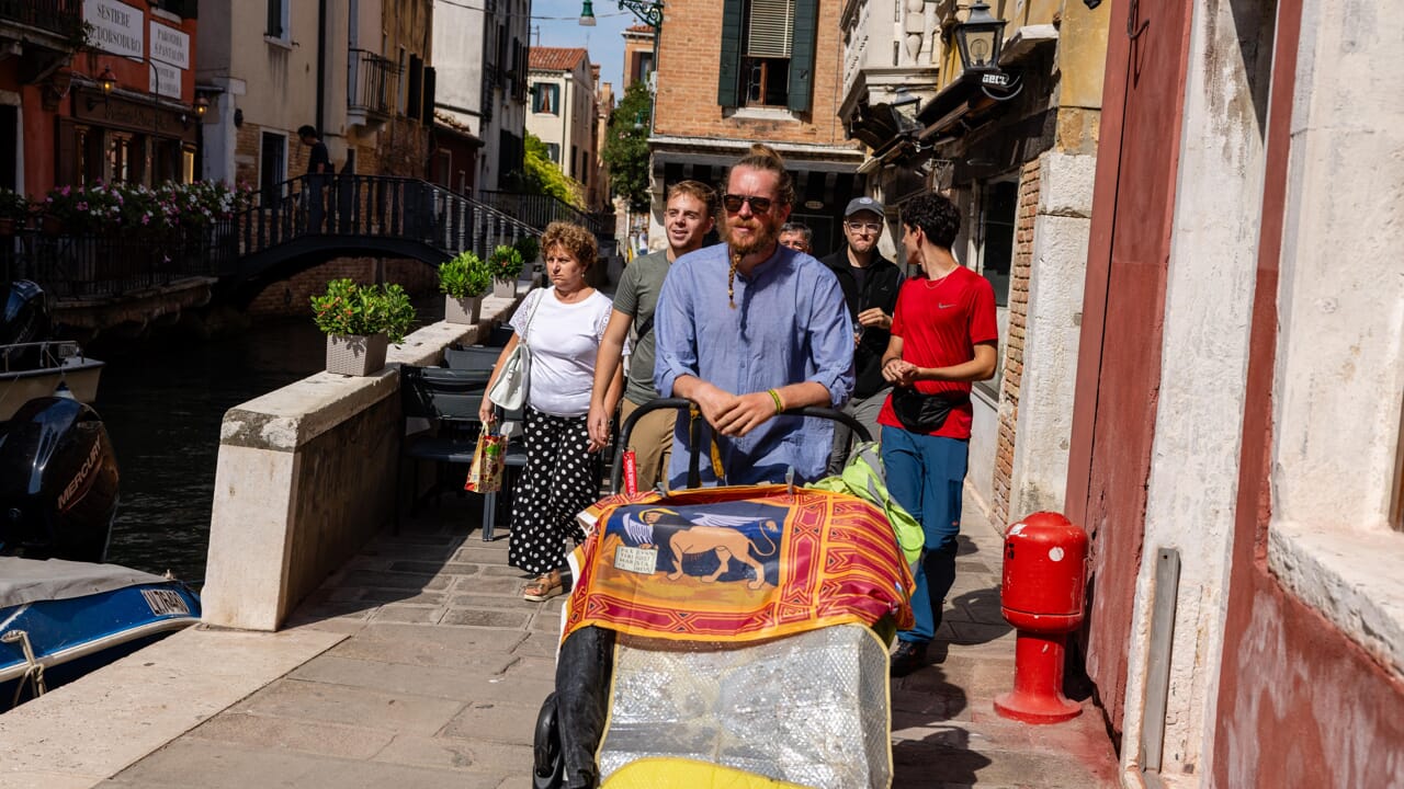 La promenade dans le monde de «Pieroad» deviendra un livre