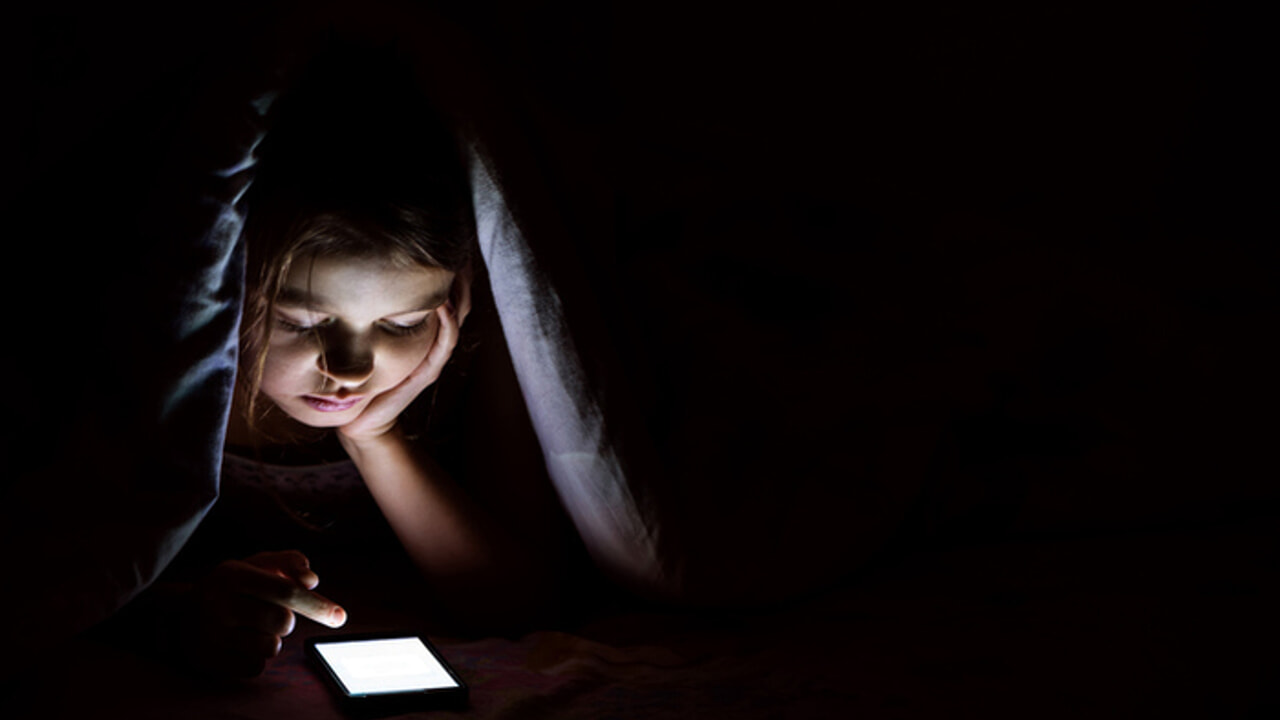 Le Danemark veut interdire l'utilisation des réseaux sociaux aux enfants de moins de 15 ans